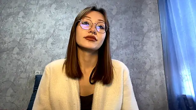 Snapshot of SetsukoBuddemeyer chatting on 10-12-25, 01:48 SetsukoBuddemeyer online show from 10-12-25, 01:48