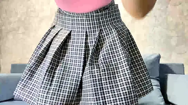 Snapshot of SetsukoBuddemeyer chatting on 10-31-25, 11:55 SetsukoBuddemeyer online show from 10-31-25, 11:55