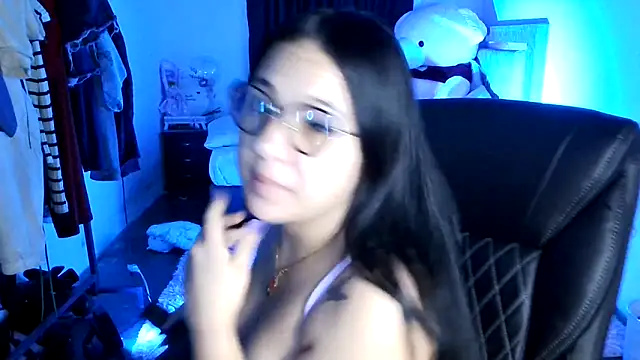 sacha torres02 online show from 03-01-26, 12:12