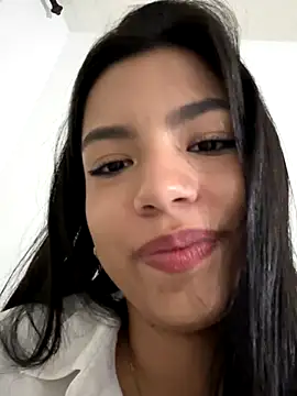 Snapshot of MisteryNight4 chatting on 11-15-25, 07:54 MisteryNight4 online show from 11-15-25, 07:54