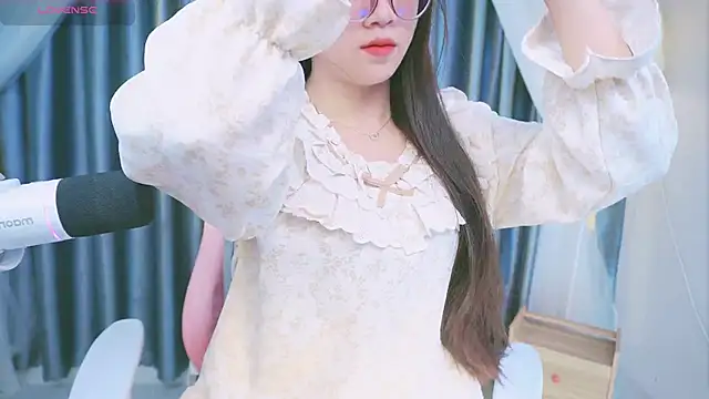 Cherry-26 online show from 03-06-26, 12:18