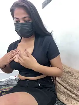 Snapshot of Rihana_01 chatting on 10-12-25, 10:03 Rihana 01 online show from 10-12-25, 10:03