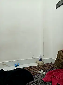 Snapshot of Rihana_01 chatting on 10-15-25, 06:13 Rihana 01 online show from 10-15-25, 06:13