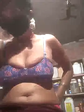 Snapshot of Hott_cutgirl chatting on 10-20-25, 04:51 Hott cutgirl online show from 10-20-25, 04:51