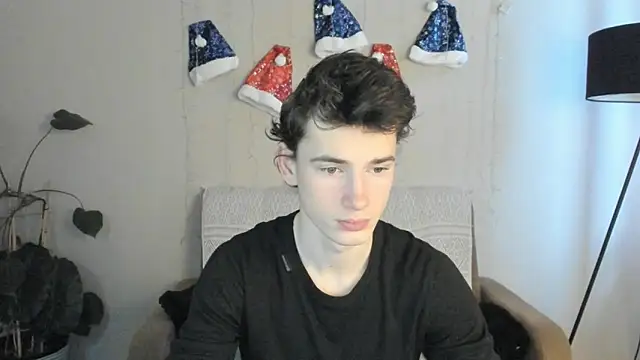 Snapshot of Max_Foks chatting on 01-06-26, 06:39 Max Foks online show from 01-06-26, 06:39