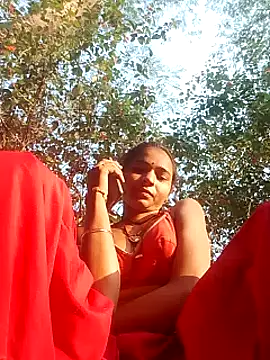 Snapshot of R_Roshni chatting on 12-05-25, 02:20 R Roshni online show from 12-05-25, 02:20