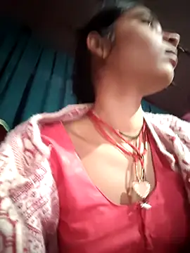 Snapshot of R_Roshni chatting on 01-05-26, 11:52 R Roshni online show from 01-05-26, 11:52