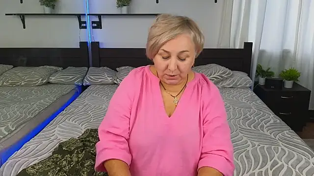 Marta Wils online show from 09-23-25, 07:33