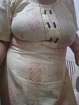 Snapshot of Jeya_thakur chatting on 06-12-26, 06:34 Jeya thakur online show from 06-12-26, 06:34