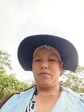 Snapshot of callistra chatting on 04-23-26, 01:07 callistra online show from 04-23-26, 01:07