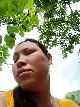 Snapshot of callistra chatting on 05-12-26, 11:13 callistra online show from 05-12-26, 11:13