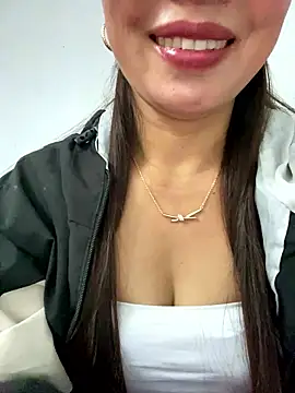 Snapshot of Milky-milk chatting on 01-09-26, 12:30 Milky-milk online show from 01-09-26, 12:30