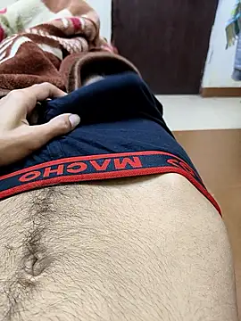 Snapshot of king_boy070 chatting on 12-16-25, 05:51 king boy070 online show from 12-16-25, 05:51