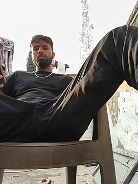 Snapshot of yourcontrol1 chatting on 11-22-25, 03:16 yourcontrol1 online show from 11-22-25, 03:16