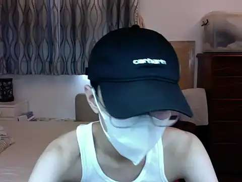 kai101010 online show from 09-18-25, 04:47