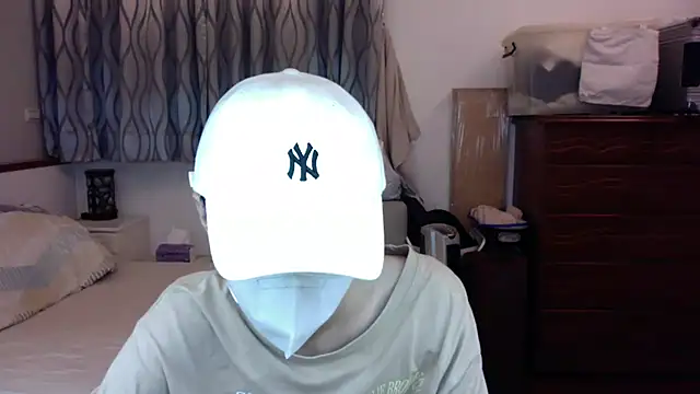 kai101010 online show from 09-30-25, 04:23