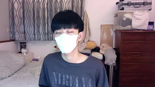 kai101010 online show from 12-20-25, 02:13