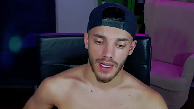 DominicValente online show from 11-12-25, 09:03