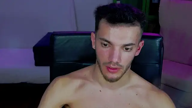 DominicValente online show from 11-17-25, 09:42