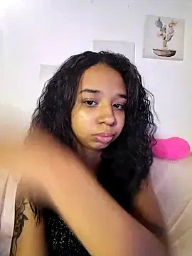 Suzanelee1 online show from 12-02-25, 04:18