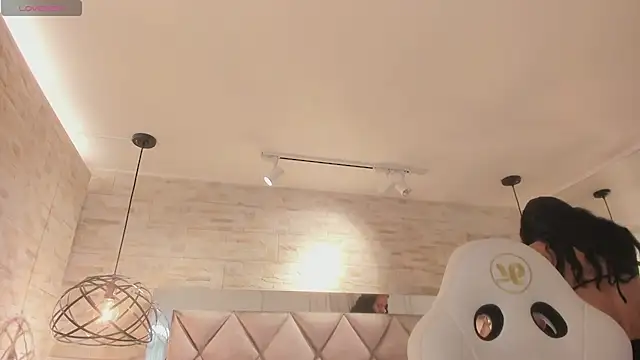 grace daviss online show from 04-06-26, 10:16