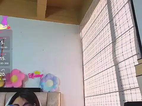 queenalexxa111 online show from 09-26-25, 04:55