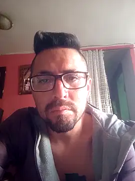 Lionardovssf35 online show from 10-03-25, 09:23