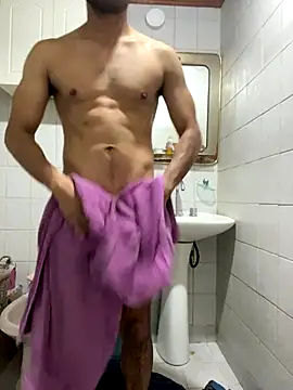 Snapshot of Fran-cisco1509 chatting on 10-22-25, 10:48 Fran-cisco1509 online show from 10-22-25, 10:48