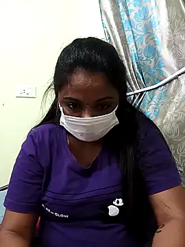 queendivya online show from 10-03-25, 04:04