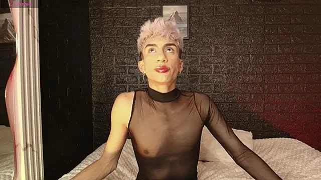 Snapshot of Erick_Velveth chatting on 10-12-25, 10:09 Erick Velveth online show from 10-12-25, 10:09