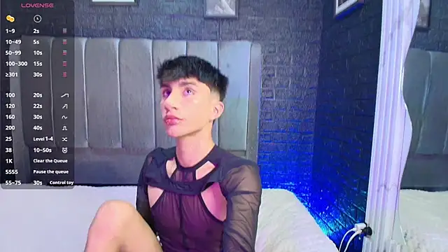 Erick Velveth online show from 12-20-25, 05:47