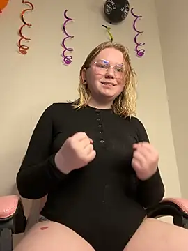 lame cat online show from 11-16-25, 02:06