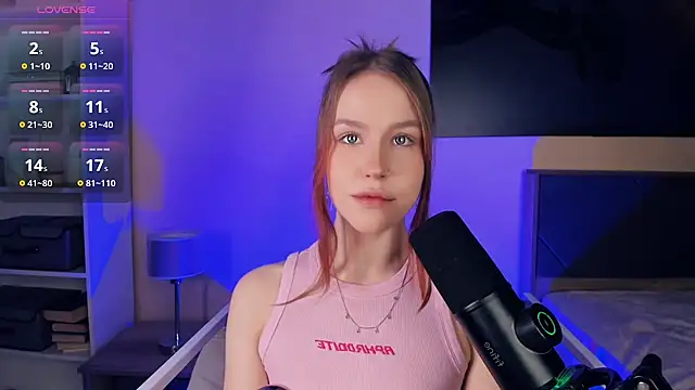 MaliaBourraine online show from 02-17-26, 07:27