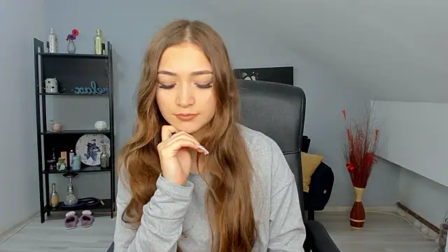 EllaClarke online show from 03-31-26, 10:15