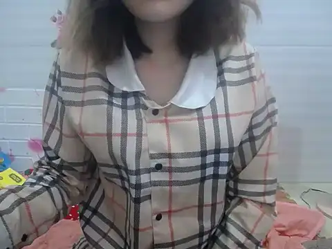 Hannie 26 online show from 12-20-25, 06:26