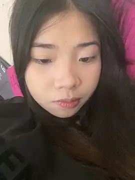 Snapshot of -Tania- chatting on 11-18-25, 09:14 -Tania- online show from 11-18-25, 09:14