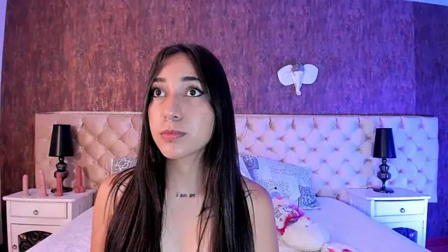 Snapshot of LiaaTurner chatting on 10-06-25, 08:50 LiaaTurner online show from 10-06-25, 08:50