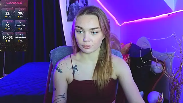 KitsyMoore online show from 10-15-25, 01:11