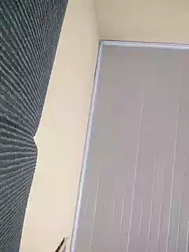 Snapshot of Barbiefox24 chatting on 10-18-25, 09:04 Barbiefox24 online show from 10-18-25, 09:04