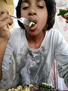 Snapshot of Barbiefox24 chatting on 10-24-25, 06:59 Barbiefox24 online show from 10-24-25, 06:59