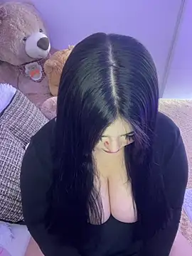 Mericute  online show from 04-25-26, 01:30