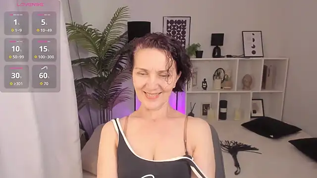 Irene Marlow online show from 06-05-26, 07:47