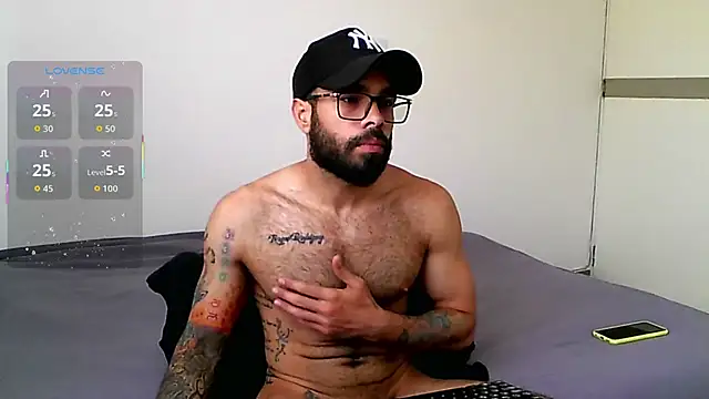 htrebor87 online show from 10-23-25, 05:55