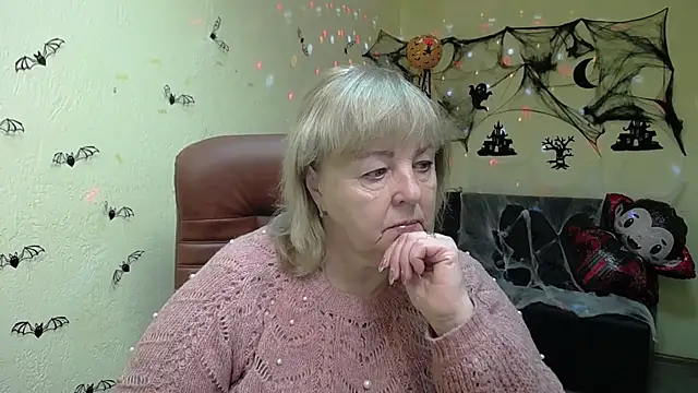Snapshot of MilenaWedxy chatting on 10-28-25, 06:06 MilenaWedxy online show from 10-28-25, 06:06