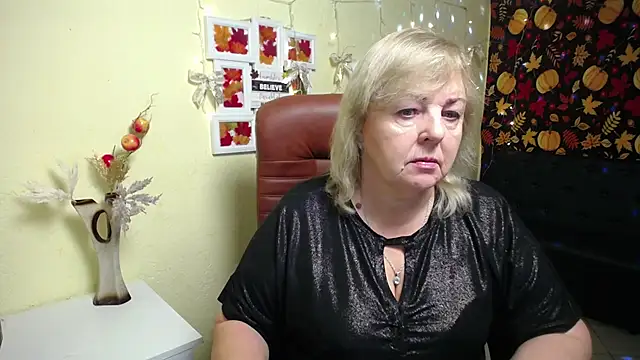 Snapshot of MilenaWedxy chatting on 11-23-25, 06:02 MilenaWedxy online show from 11-23-25, 06:02