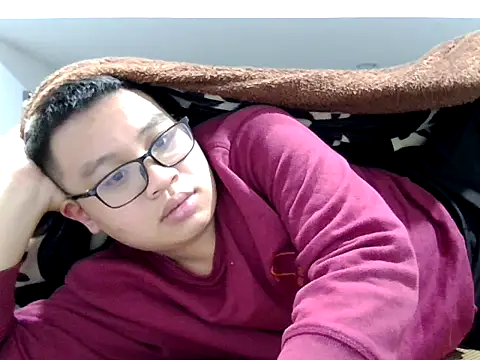 loveninja online show from 12-19-25, 01:40