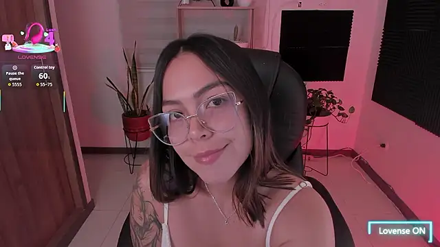 Snapshot of TaniaVelvet chatting on 02-06-26, 12:15 TaniaVelvet online show from 02-06-26, 12:15