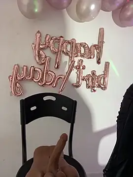 becca wilsson online show from 10-18-25, 09:10