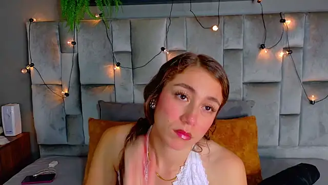 Snapshot of MyApril__ chatting on 05-07-26, 11:59 MyApril online show from 05-07-26, 11:59