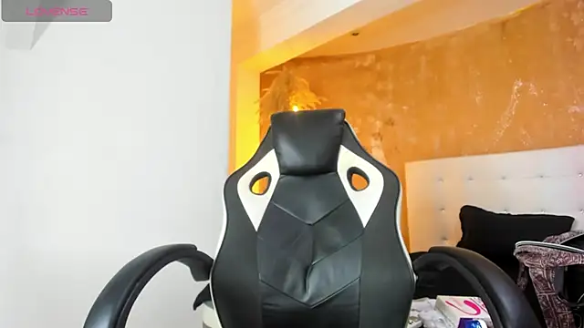 ZOE ROSE4 online show from 09-26-25, 08:46